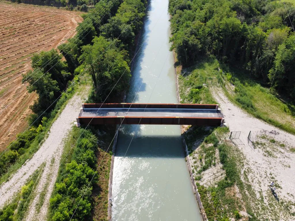 Foto del ponte carrabile dall'alto