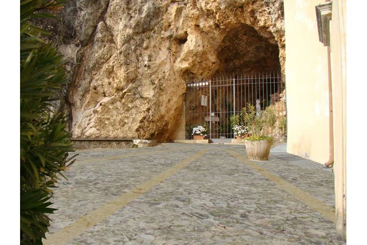 Sentieristica della Lessinia